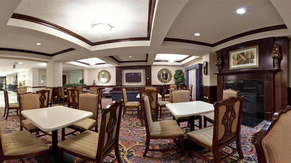 Holiday Inn Express & Suites Chesapeake By Ihg Экстерьер фото